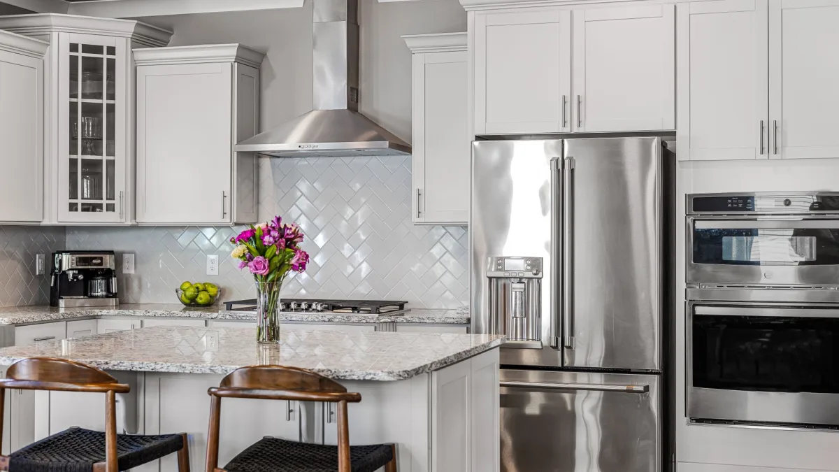 Ice Maker Cleaning Schedule: Weekly to Yearly