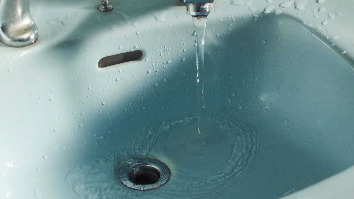 Ice Maker Not Draining: Clear the Blockage