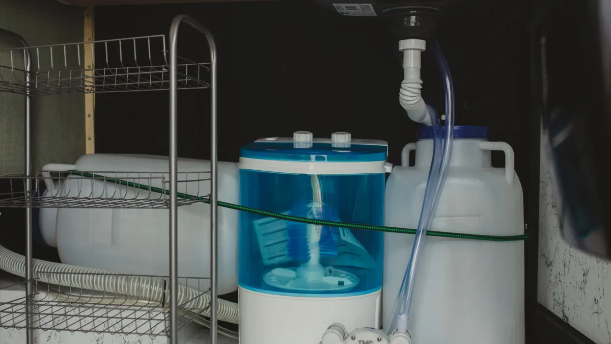 Portable vs Built-In Ice Maker: Which to Buy