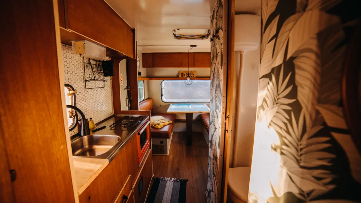 Portable Ice Makers for RV and Van Life Setups